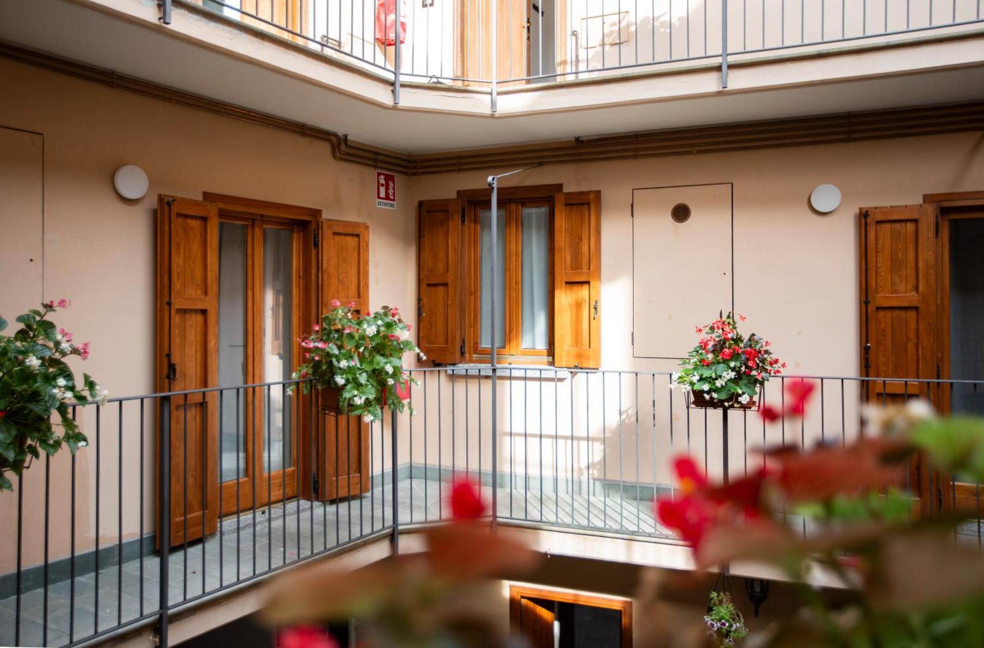 La Casa Del Sarto - Rooms And Apartments 레코 외부 사진