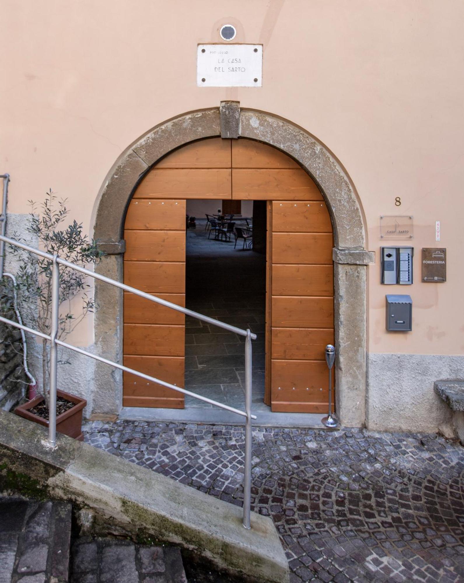 La Casa Del Sarto - Rooms And Apartments 레코 외부 사진