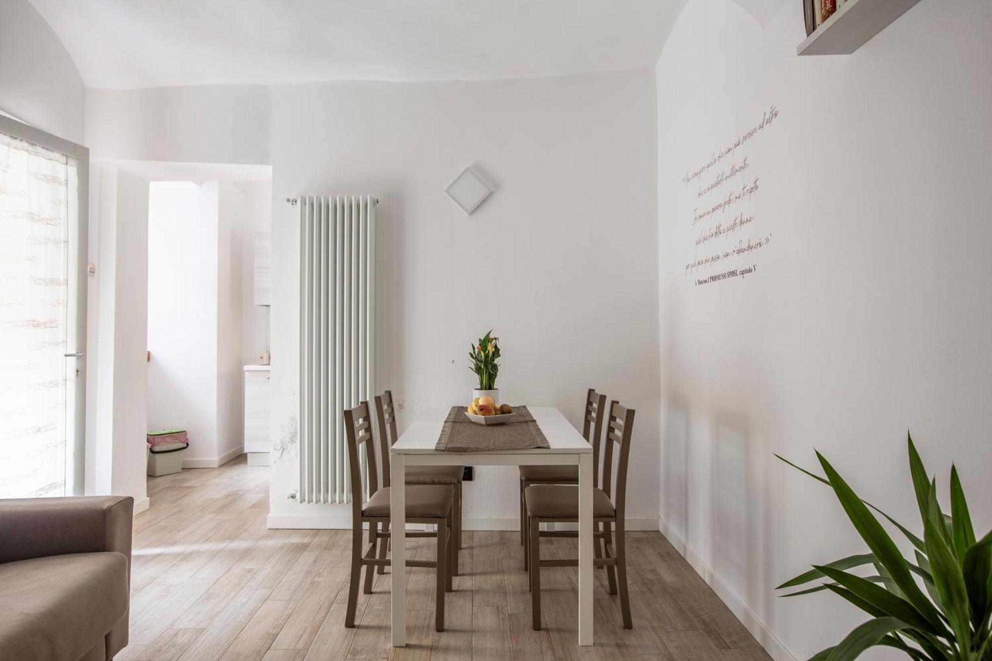 La Casa Del Sarto - Rooms And Apartments 레코 외부 사진