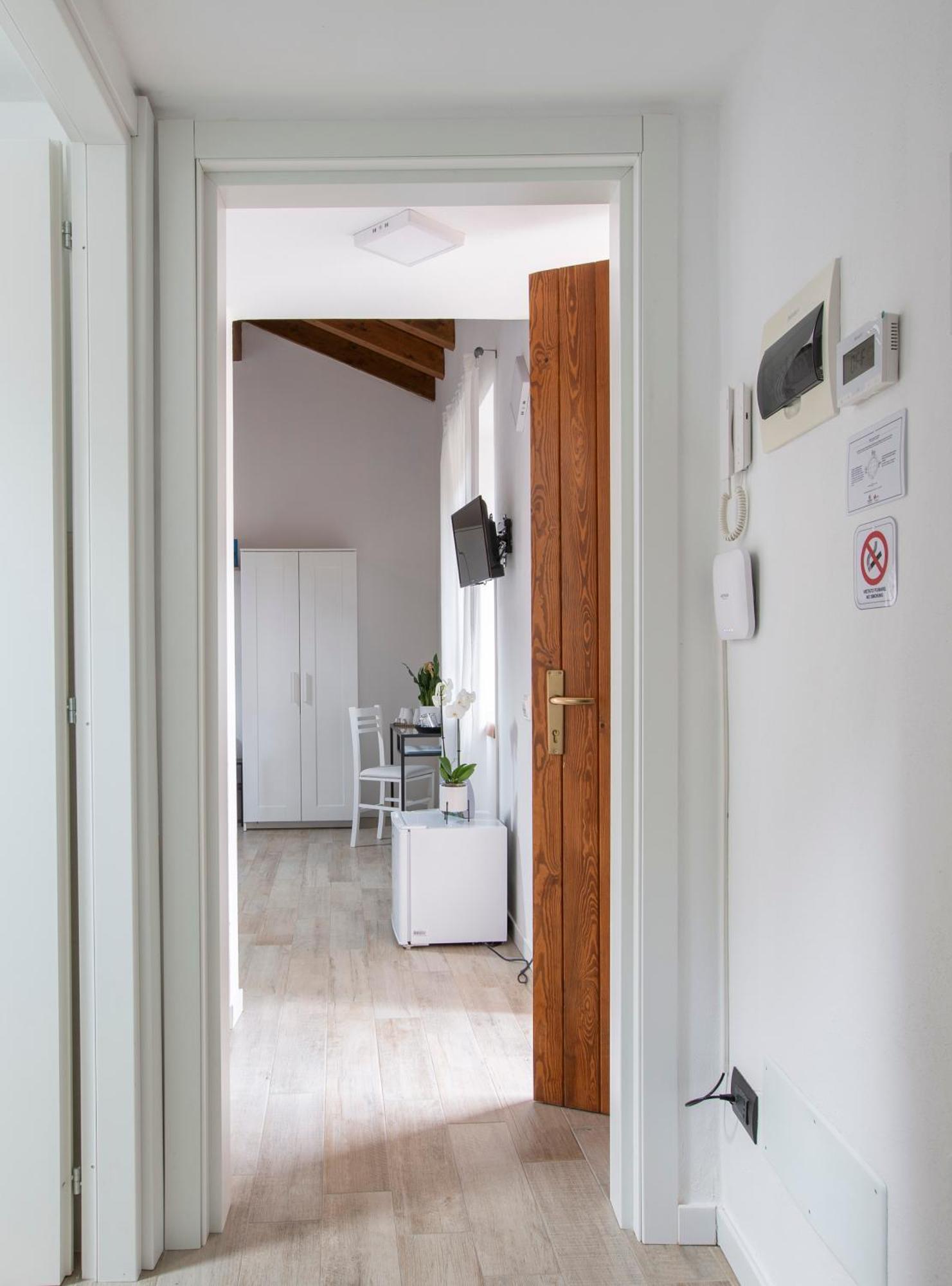 La Casa Del Sarto - Rooms And Apartments 레코 외부 사진